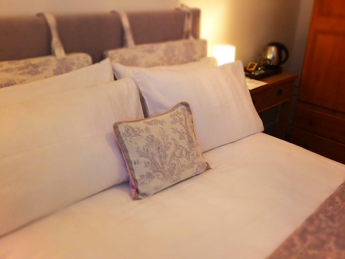 Bradley'S Bed & Breakfast ストラベーン エクステリア 写真